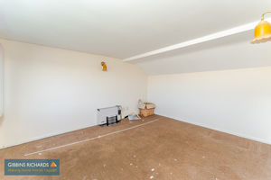 Loft Room- click for photo gallery